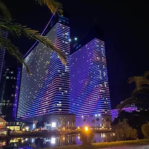 Hotel Downtown Centre In Orbi In
